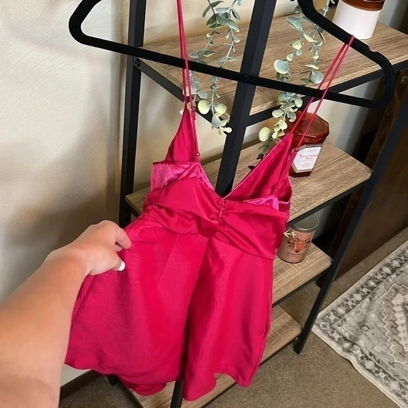 Free People NWT Skylie Saylor Barbiecore Romper - Picture 4 of 12